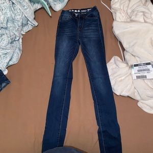 Juniors blue jeans size 00